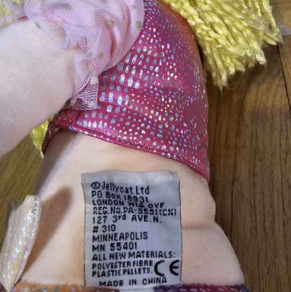 Jellycat London Blonde Coral Mermaid 25" Plush - Picture 6 of 7